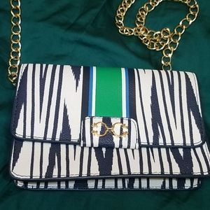 C.Wonder clutch wallet with chain great condition